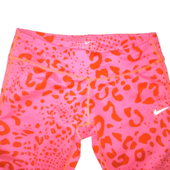 Nike Dri Fit Pink Cheetah Print/Leopard Print Leggings Capri Length Size Medium - Picture 3 of 7